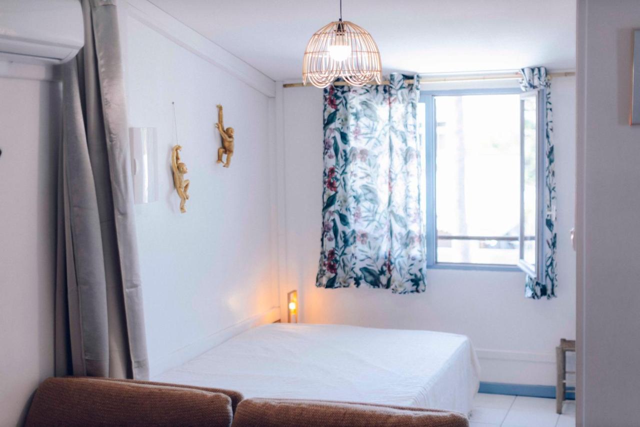 Appartement Coco T4 En R+1 Proche Du Lagon La Saline Le Bains Kültér fotó